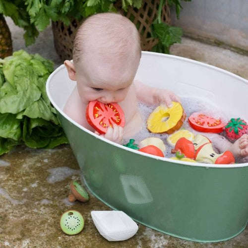 Fruits & Veggies - Renato The Tomato - Oli and Carol